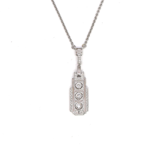 Strenger Art Deco Anhänger