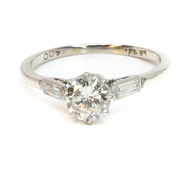 Antiker Verlobungsring Solitaire Diamant Ring