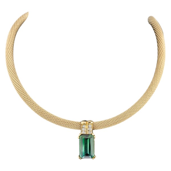 TOURMALINE IN STEP WITH MODERN TIMES